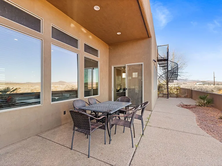 3193 S 4900 W — Photo 9