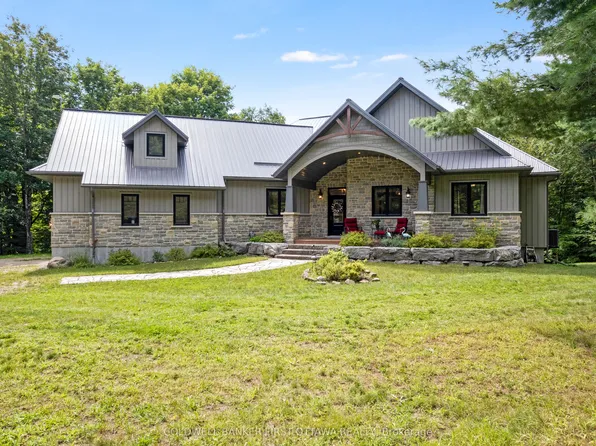944 McLaren Rd, Tay Valley, ON K7H 0C9