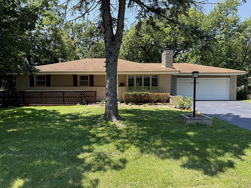 1st image of 319 Parkshore Dr