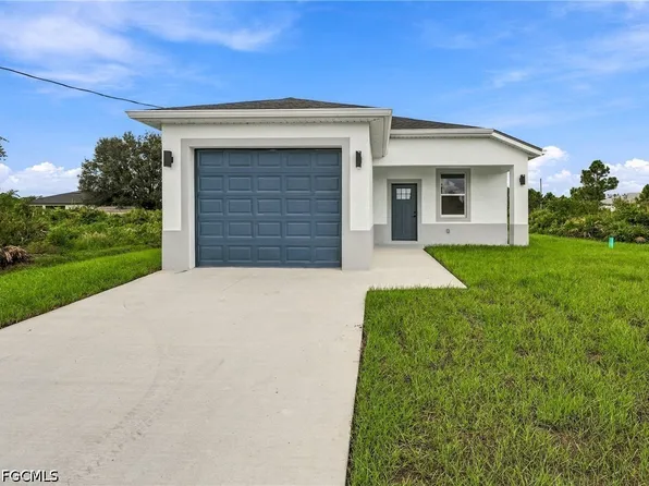 3011 54th St W, Lehigh Acres, FL 33971