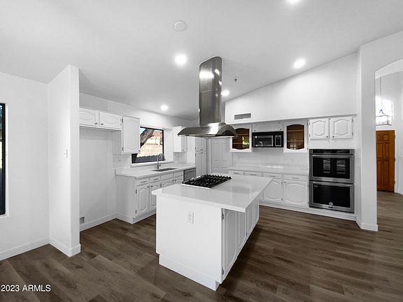 4th image of 9552 E VOLTAIRE Drive