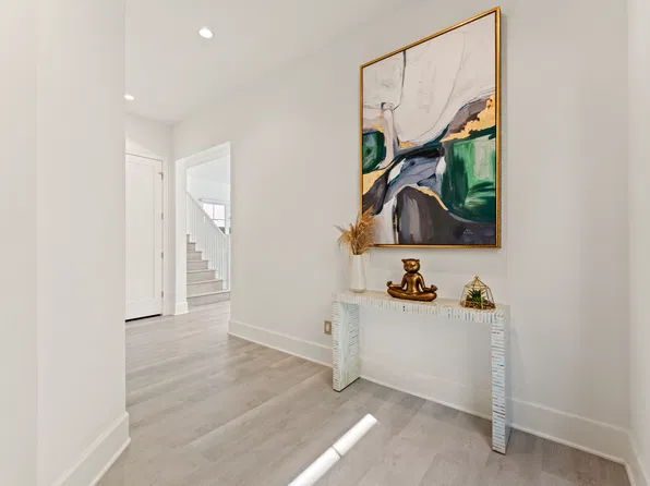 349 Paradiso, Irvine, CA 92602