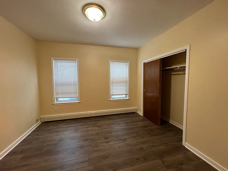 225 Holland St #3 — Photo 12