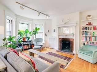 485 Washington St APT 3F, Brookline, MA 02446