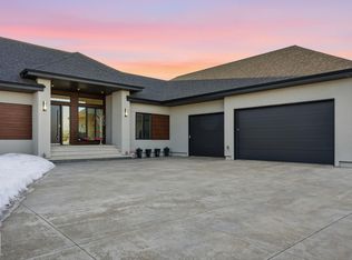 42 Manor Pointe Pl, Sturgeon County, AB T8T 0R8