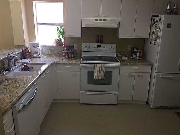 5th image of 1336 Balboa Ct