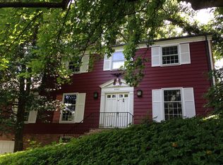 5953 Searl Ter, Bethesda, MD 20816