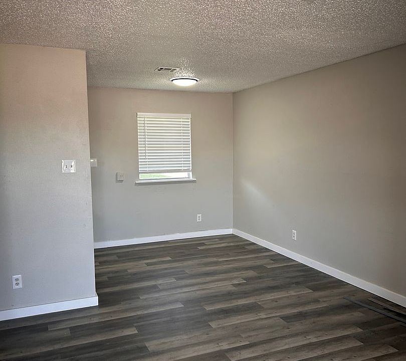 2nd image of 703 S 8th Ave #2A