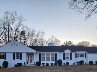 400 Country Club Cir, Shelby, NC 28150