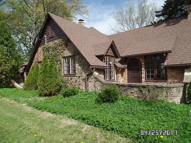 183 S Glenwood Pl photo 1