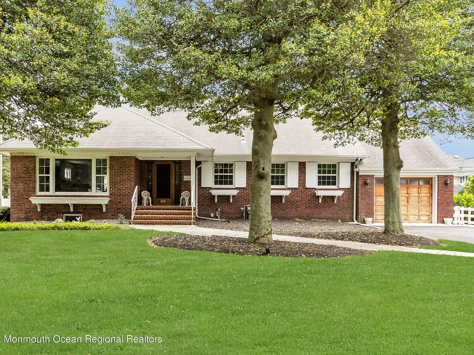 4 bed, 2860 sqft, $3,500 — Photo 1