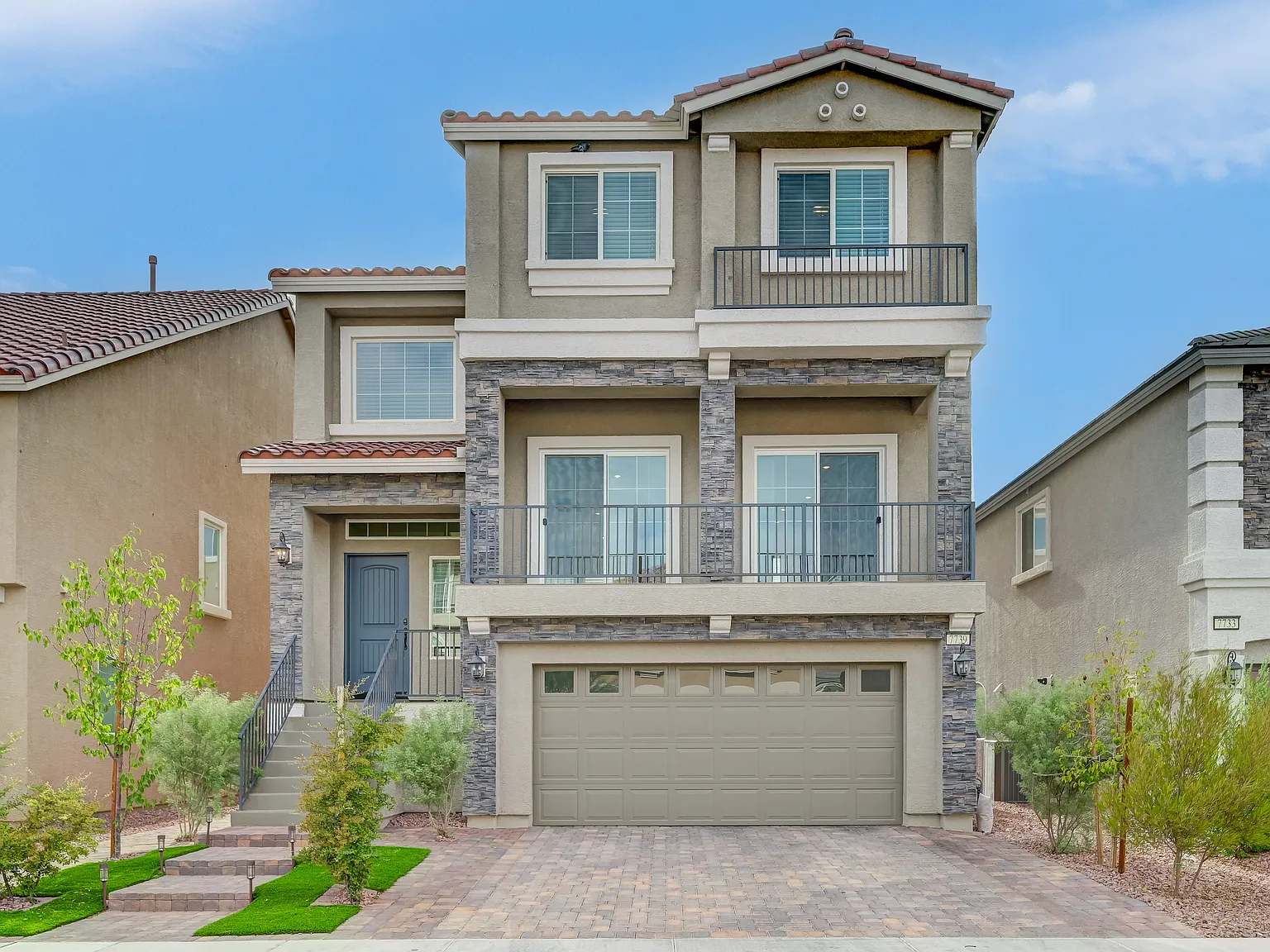 4 bed, 3026 sqft, $3,290 — Photo 2