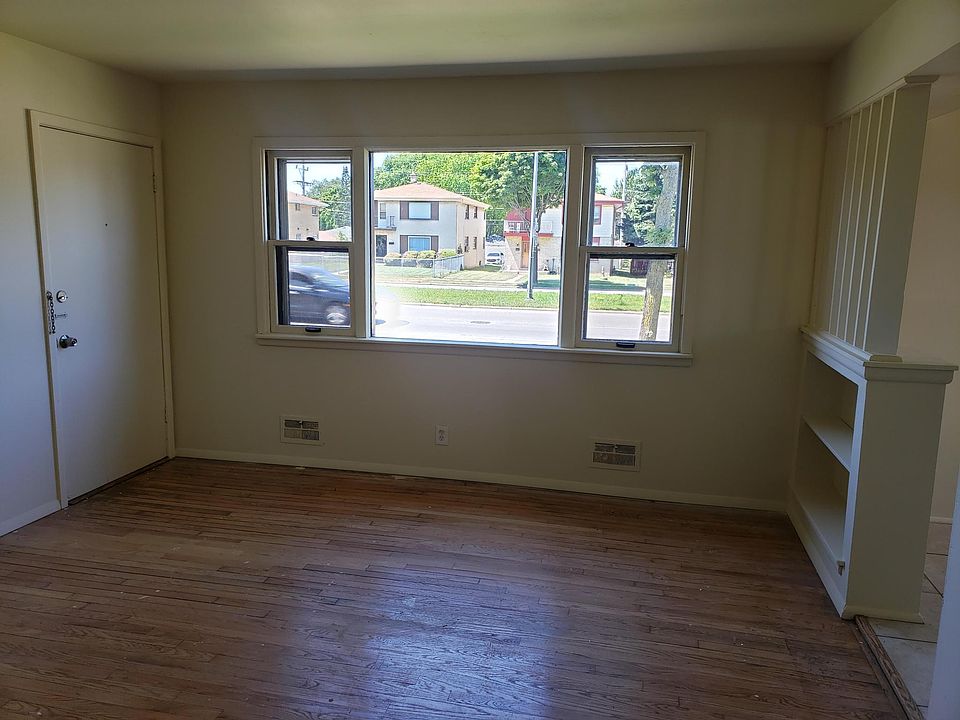 2nd image of 5734 N 76th St