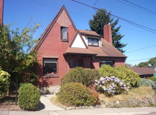 2519 Nob Hill Pl N, Seattle, WA 98109