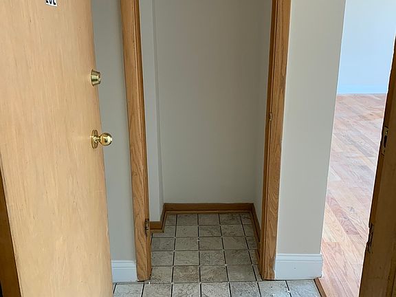 2nd image of 4808 W Rosemont Ave #2SE