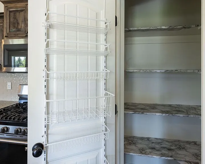 303 S Park Ave — Photo 11