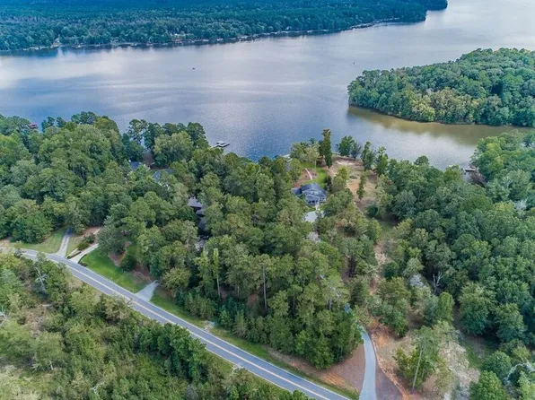 1301 Greyson Point Dr, Buckhead, GA 30625