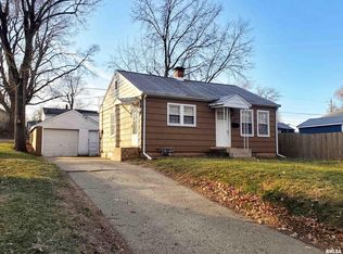 1502 State St, Pekin, IL 61554