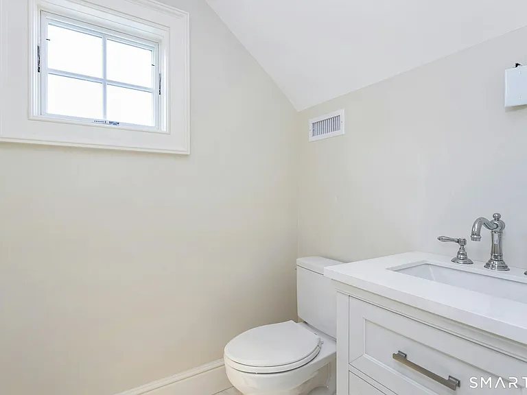 46 Cook Rd — Photo 34
