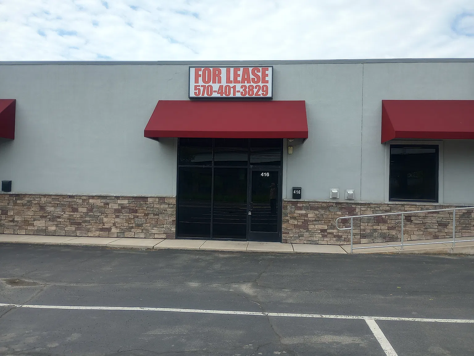 1 bed, 1700 sqft, $2,600 — Photo 3