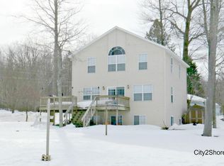 6787 N Poplar Rd, Fountain, MI 49410