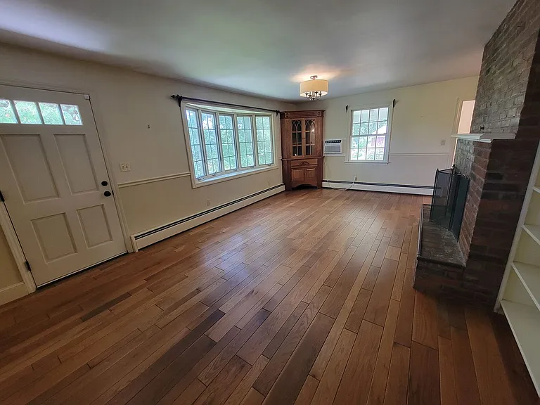 26 Quissett Rd — Photo 5