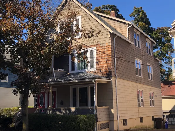 132 Grand Street, Middletown, CT 06457