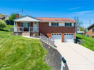 219 Rosebriar Dr, Glenshaw, PA 15116