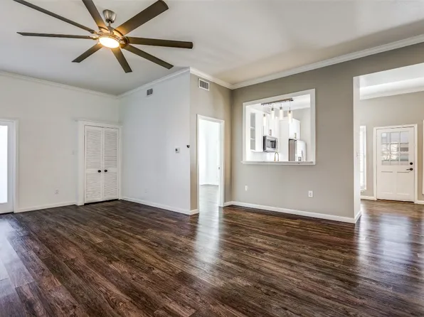 10420 High Hollows Dr APT 135, Dallas, TX 75230