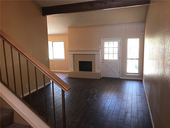 4th image of 1919 Bobby Jones Dr APT B