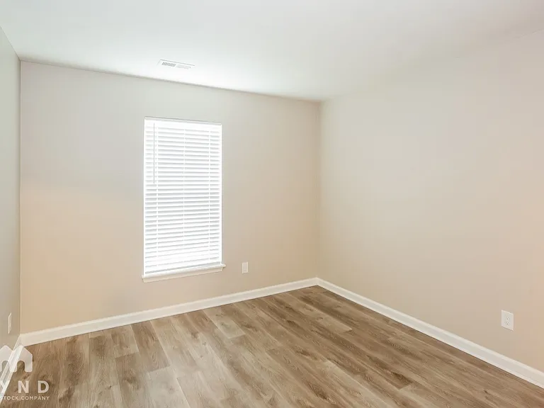 2066 Chapel Creek Rd SW — Photo 11