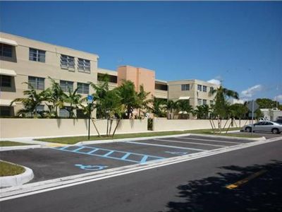 1851 NE 168th St APT B10, North Miami Beach, FL, 33162