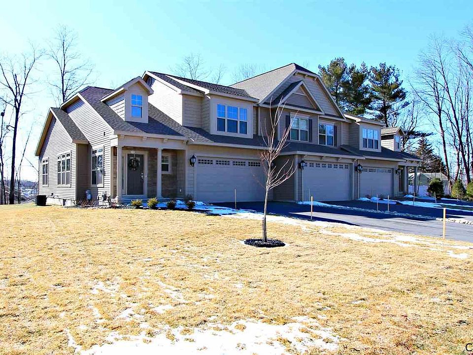 1st image of 8B Inglewood Dr