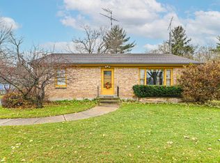 409 Breezy St, Delavan, WI 53115