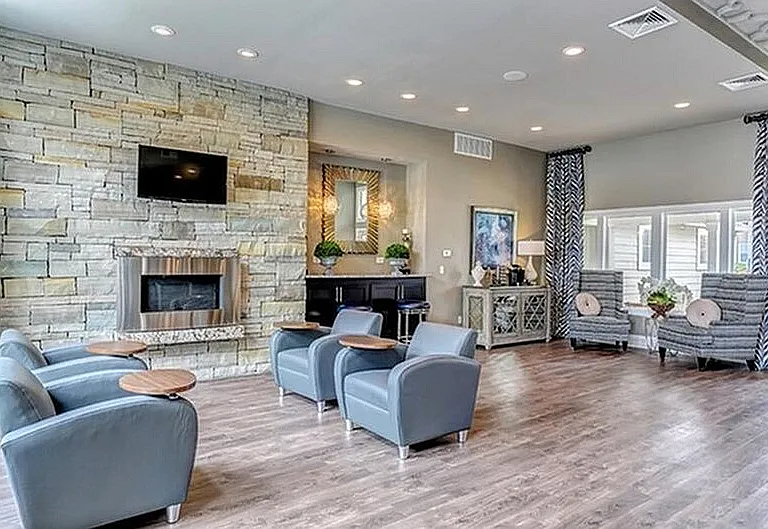 Leasing Office