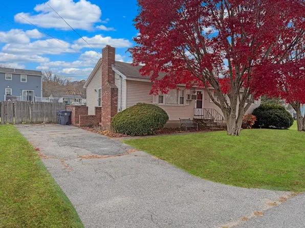 49 Golf Ave, Methuen, MA 01844