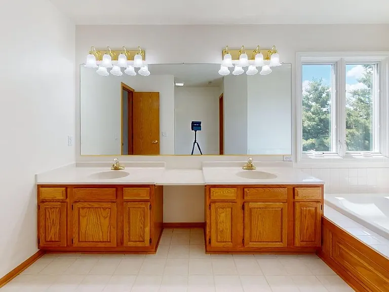 2917 Bayberry Rd — Photo 13