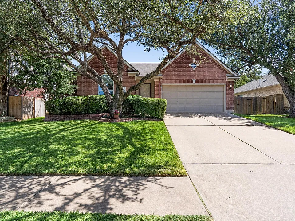 3746 Newland Dr