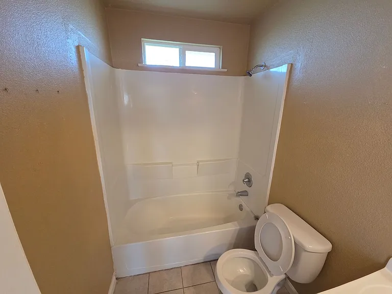 L Street Duplex — Photo 6