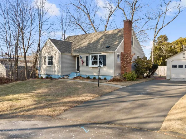 10 Fern Street, Cromwell, CT 06416
