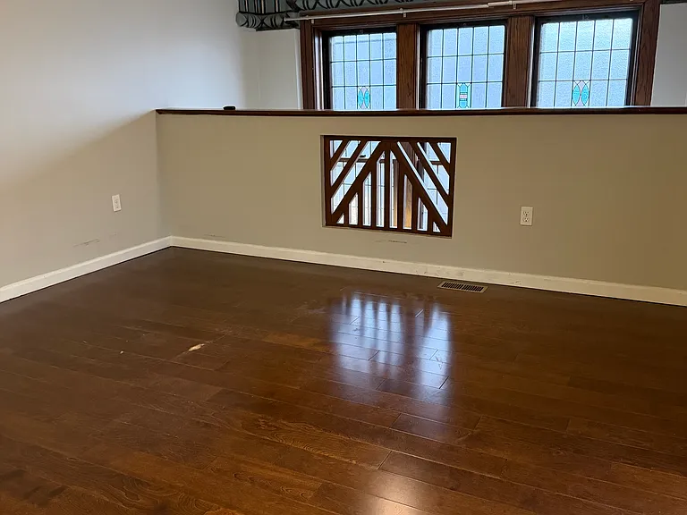 1054 S Kingshighway Blvd #M — Photo 16