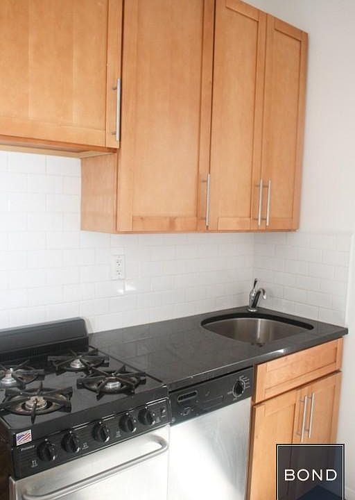 1st image of 415 E 73rd St APT 3E