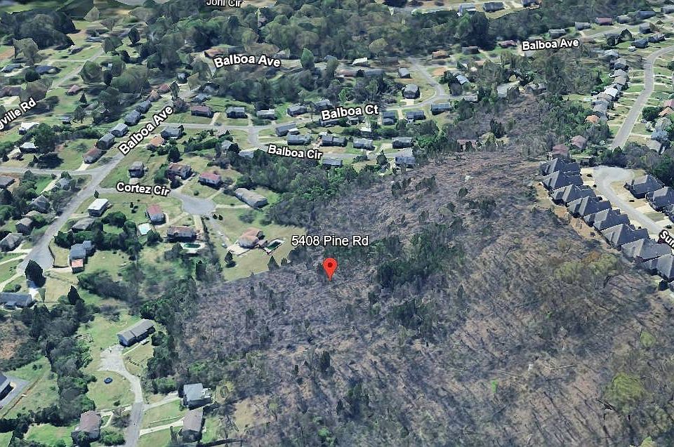 2nd image of 5402 Pine Rd