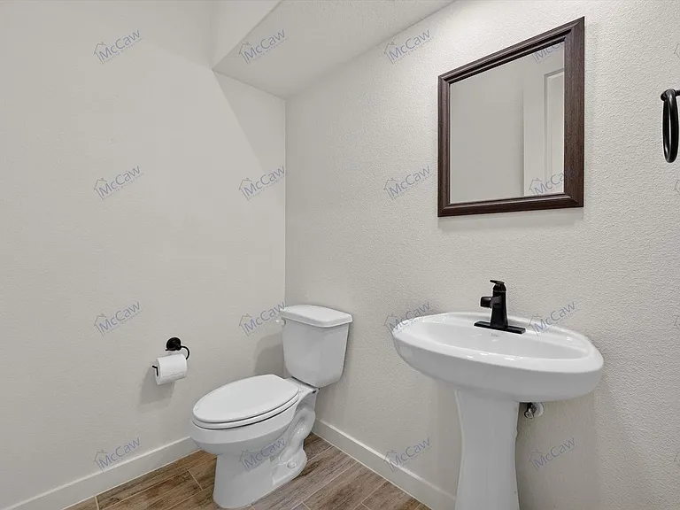 8728 Ice House Dr — Photo 21