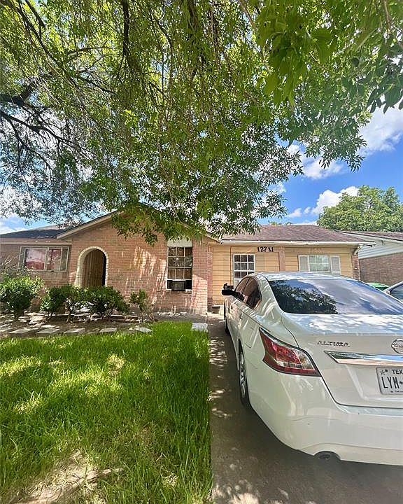 1st image of 12711 Greenshire Drive