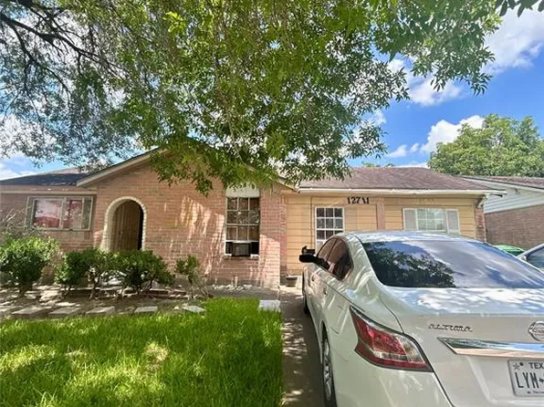 12711 Greenshire Drive, Houston, TX 77048