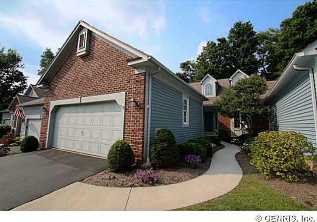 1st image of 15 Charleston Dr