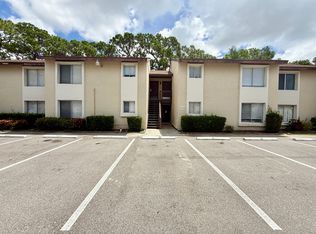 2744 Hidden Lake Blvd UNIT B, Sarasota, FL 34237