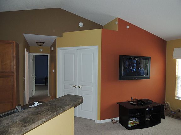 3rd image of 2244 Rolling Hills Dr