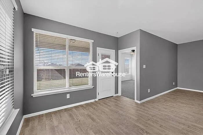 8517 Centerboard Ln — Photo 21